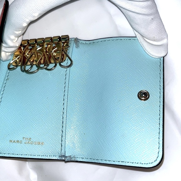 MARC JACOBS Pastel Yellow Tri-fold Keyring Wallet - Picture 8 of 10